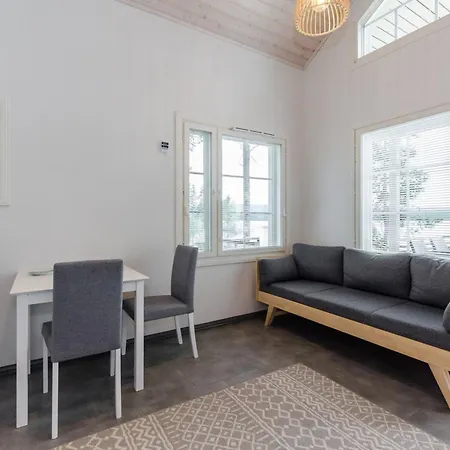 Holiday home Levaehdys By Interhome